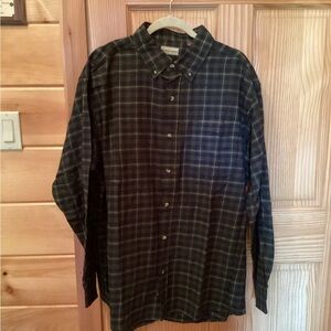 Men's Plaid Button-Down Flannel Shirt - Black and Green